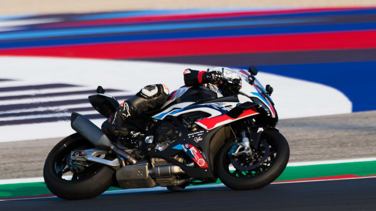 “Μ”εγάλες προσδοκίες από την BMW M1000RR